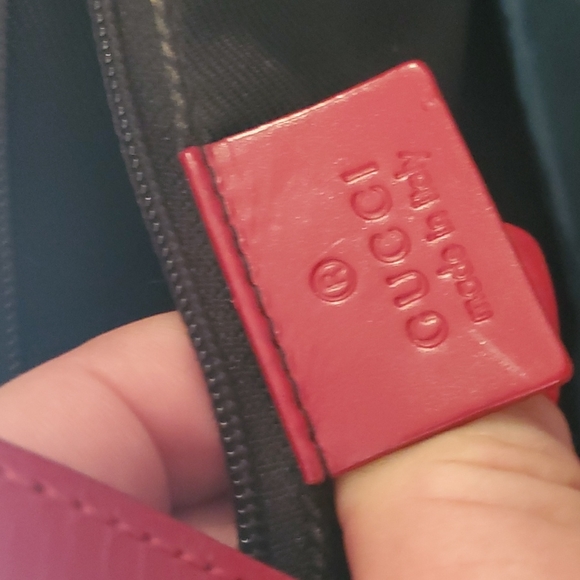 Gucci Monogram Bag Red Trim Tote - Picture 6 of 17